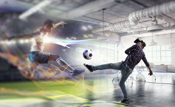 Khi sân cỏ hiện ra ngay trước mắt bằng công nghệ AR qua ứng dụng DAZN