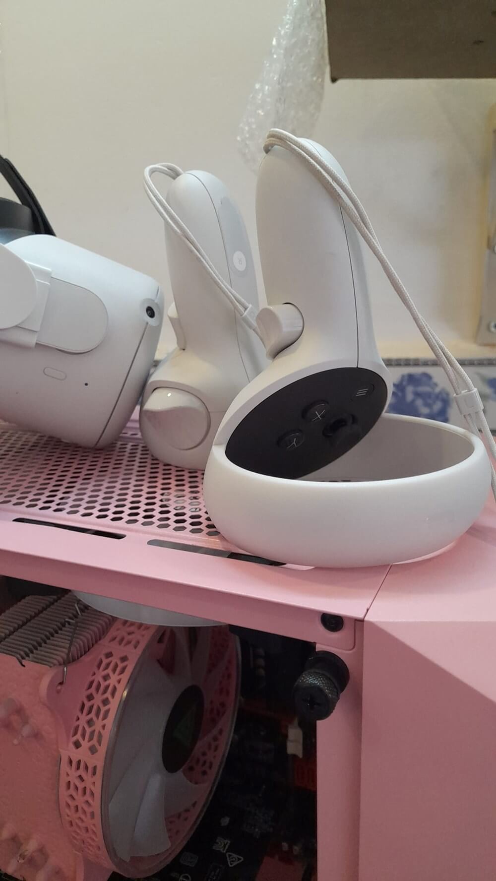 Bán em Oculus Quest 2 64GB